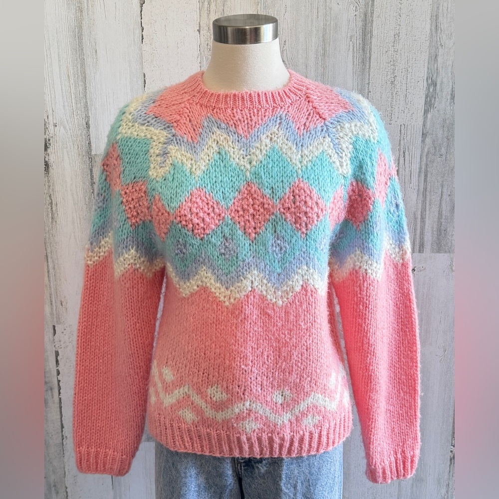 Vintage Hand Knit Fair Isle Sweater medium pastel sweater fall winter layers